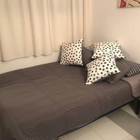Apartamento Centrico Y Con Piscina A 5 Min. Playa Salou Esterno foto